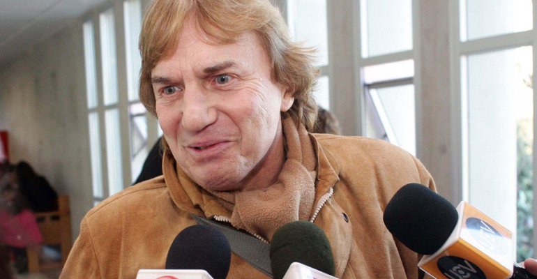 Biógrafo de Gervasio acusa a rostros de “sapos de la Dictadura”