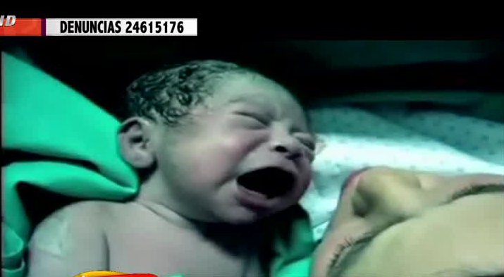 Mujeres ofertan sus vientres, virginidad y guaguas por apuros económicos