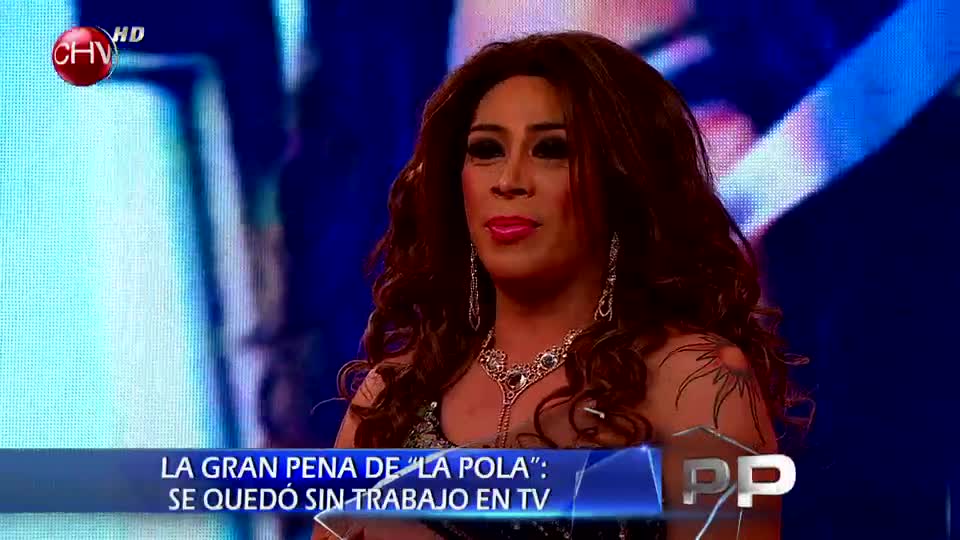 ¡La Pola desordena el estudio de Primer Plano con gran rutina de humor!