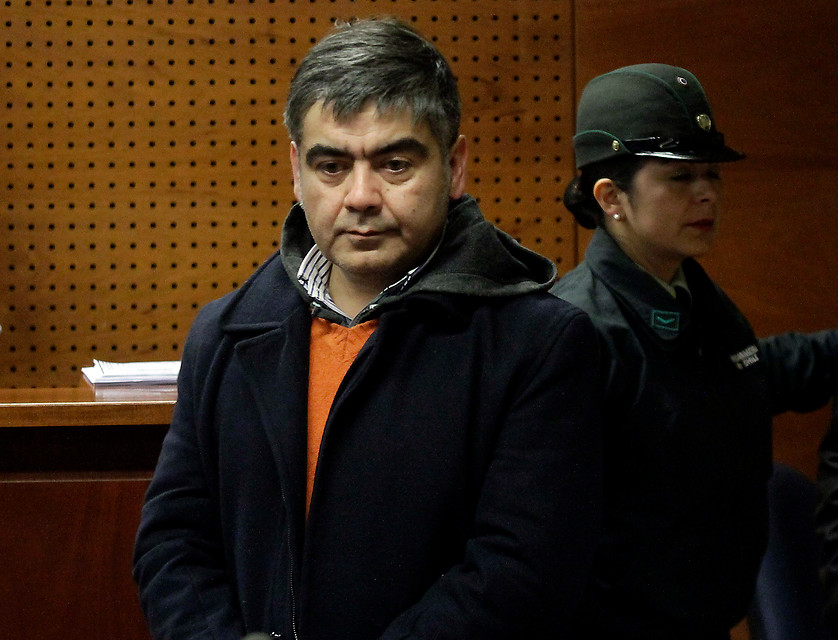 Carlos Tejos no se presenta a audiencia y se excusa con licencia médica