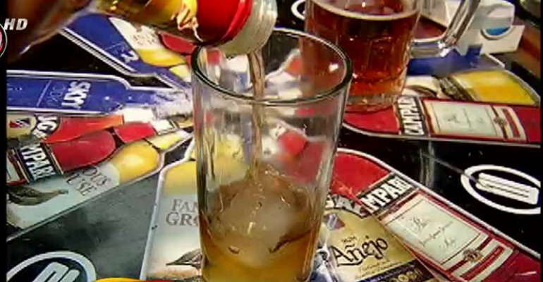 Alcohol y energéticas: Conoce las peligrosas tendencias de los carretes juveniles