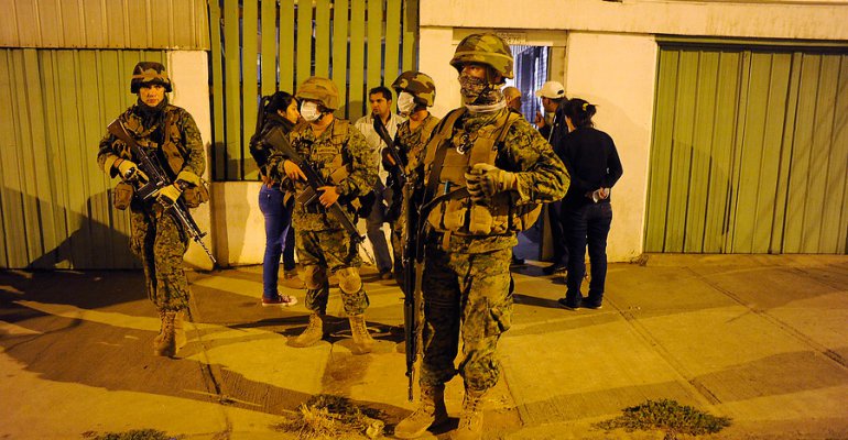 Habitantes de Valparaíso tienen miedo de dejar sus viviendas por saqueos