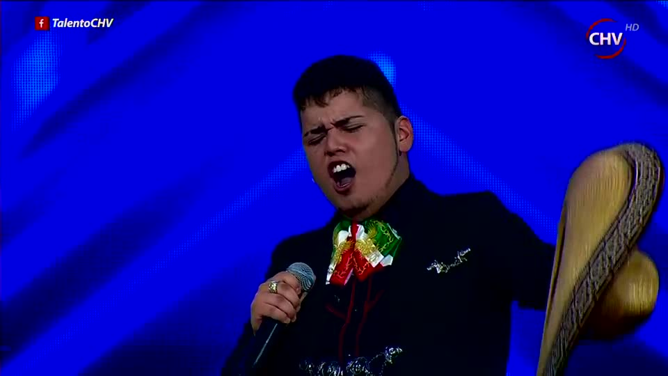 Hernán González cautivó a todo el público con su herencia mexicana