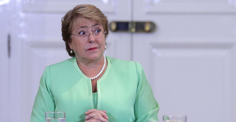 Bachelet descartó reunión con Luksic por crédito de Caval