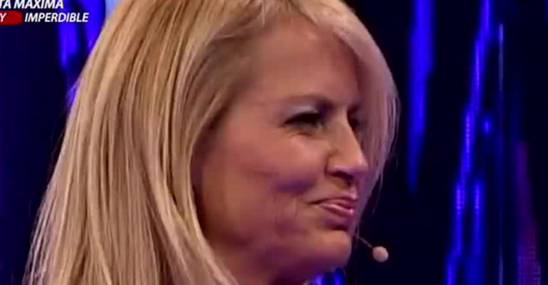 Rostro de Cecilia Bolocco en su debut fue foco de burlas en las redes sociales