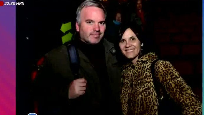 Paola Volpato lloró en el estreno de su marido en la obra Sinatra