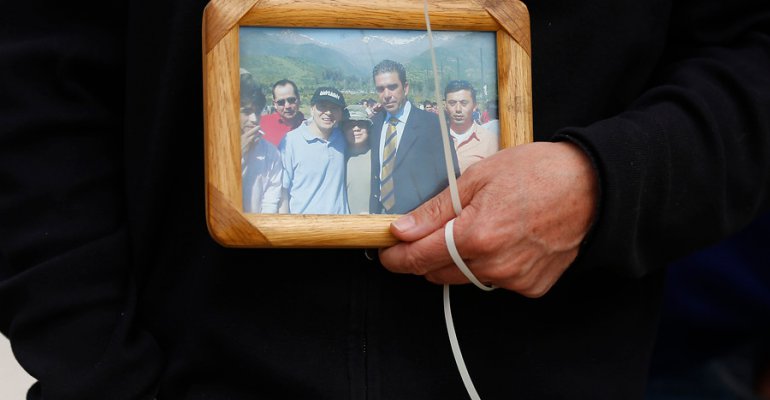 Viuda y seguidores de Bonvallet conmemoraron su cumpleaños