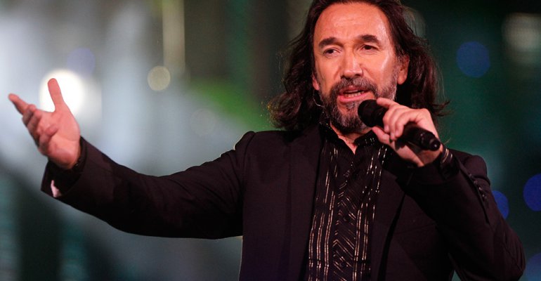 Marco Antonio Solís: misterios y mitos tras su historia
