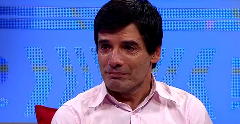 Farkas ayudó a ex niño símbolo que vive duro momento