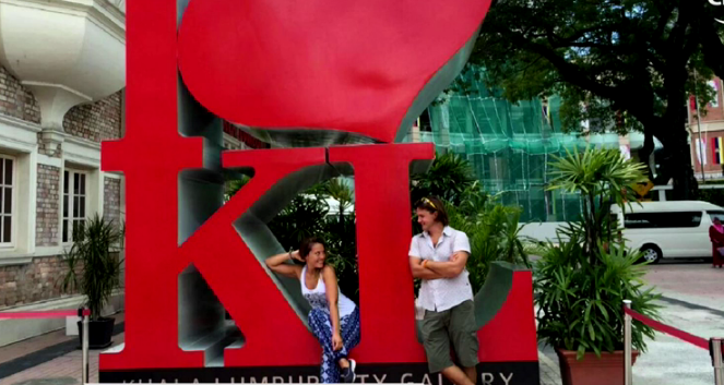 Encontramos al nuevo amor europeo de Chriss Mc Millan