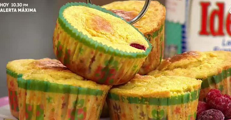 Aprende a cocinar queques evaporados con manzana y frambuesa - Parte 3