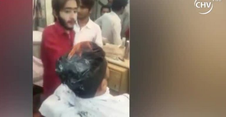 Corte de pelo con fuego se hizo famoso en redes sociales