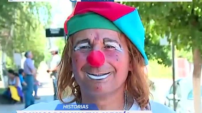 Payaso Rolly rematará bandera de los mineros y sus zapatos