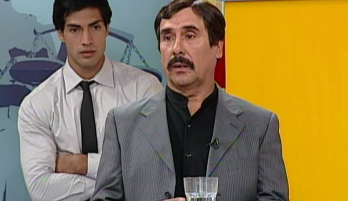 Hugo quiere que su hermana le entregue parte de la herencia que le corresponde - Parte 3