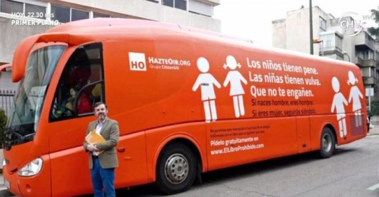 Polémica por llegada de bus contra la diversidad sexual