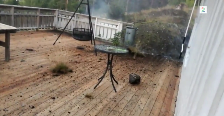 Hombre grabó video donde rayo cae en su casa