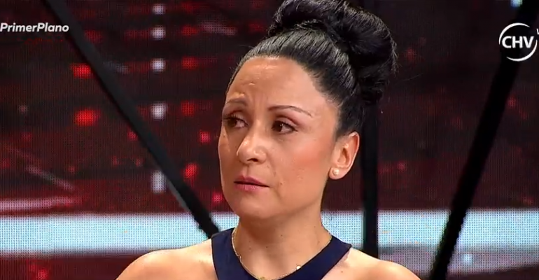 Mitzi Bustos se emocionó tras hablar del quiebre y sus hijos