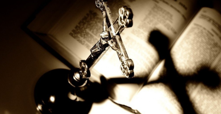 Realizarán exorcismo en catedral de Osorno