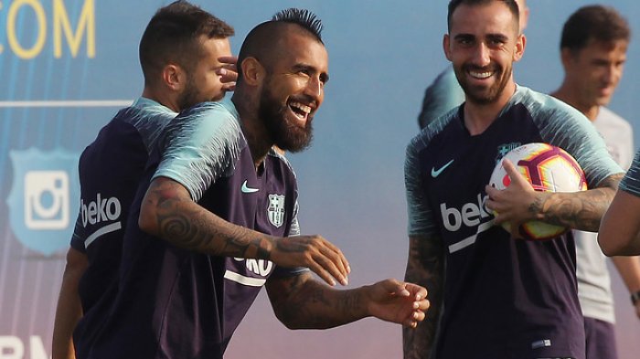 Futbolistas de todo el mundo eligen a Arturo Vidal entre los mejores volantes