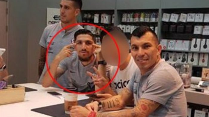 Acusan a jugador de la Roja de racismo de Corea del Sur