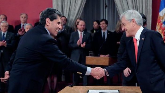 Los mejores títulos para las 90 horas del ex ministro de Cultura