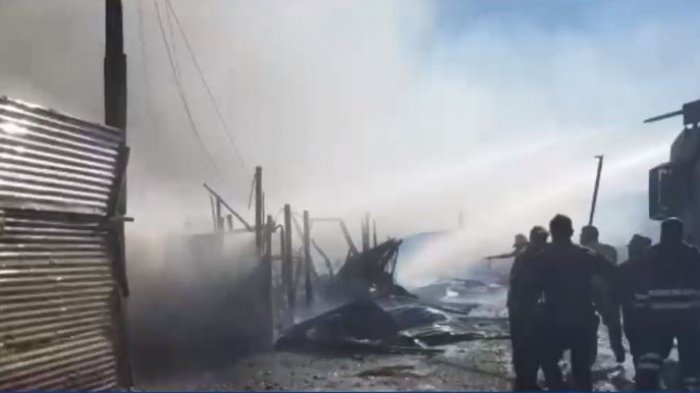Pobladores damnificados de toma quemada en Calama piden a las autoridades una solución habitacional