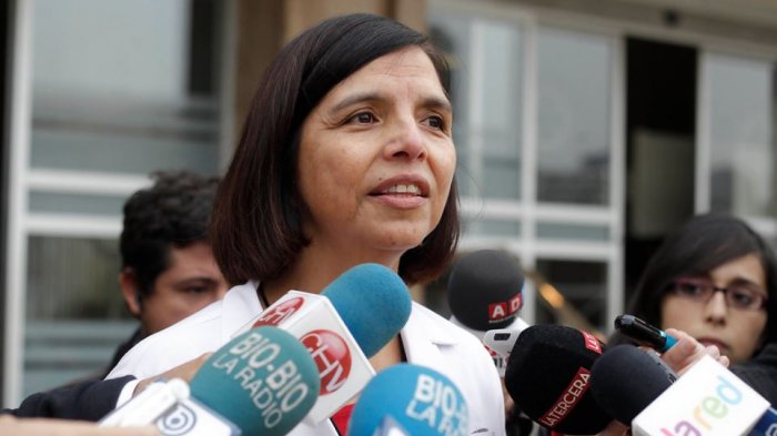 Nueva directora del Servicio de Salud Metropolitano es una doctora condenada por negligencia