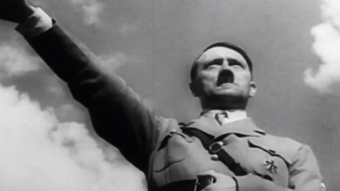“Heil, Hitler”: Condenan a un hombre a 5 meses de cárcel por hacer el saludo hitleriano