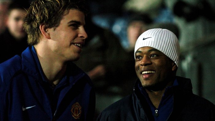 La broma extrema que le hizo Evra a Piqué cuando eran compañeros en el Manchester United