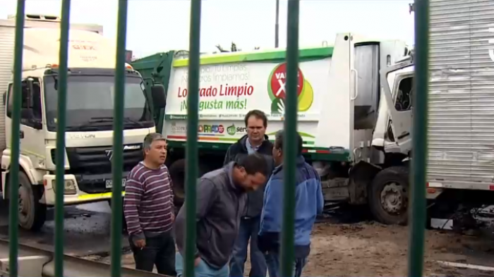 Estaban mirando otro accidente: Imprudencia de conductores generó grave choque