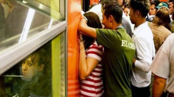 ¿Te imaginas vagones exclusivos para mujeres en el Metro de Santiago? Esto es lo que propone una diputada