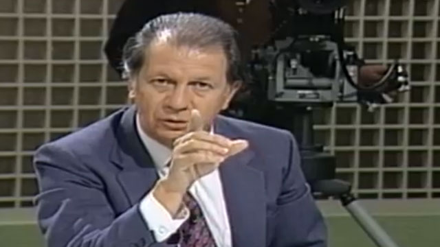 Al estilo del plebiscito del SÍ y el NO: El dedo de Lagos te invita a hacerte el examen de próstata