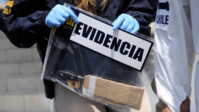 Atacó a su pololo con un cuchillo por negarse (en reiteradas veces) a tener sexo con ella