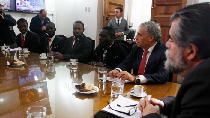 Surgen interrogantes por caso de haitiano que obtuvo residencia tramitada en 45 minutos