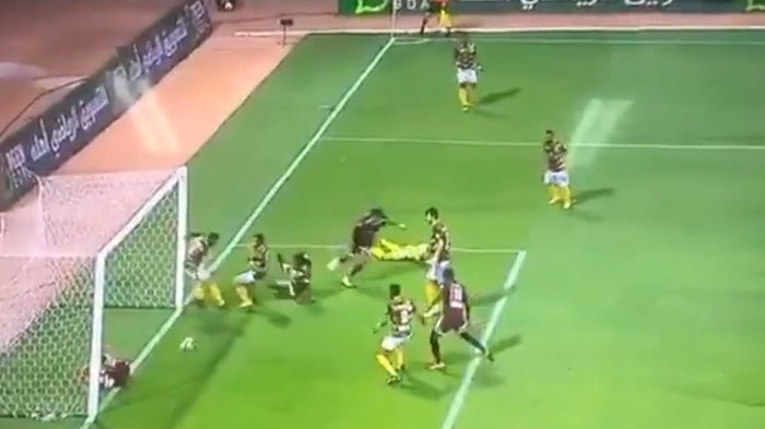 Viralizan la jugada más loca del año: No la viste ni en tu peor 