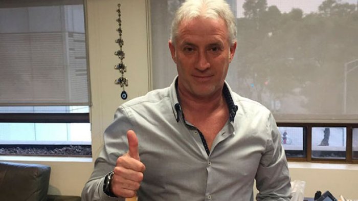 Ivo Basay llega como DT a Palestino: Su primera misión es salvarlo todo