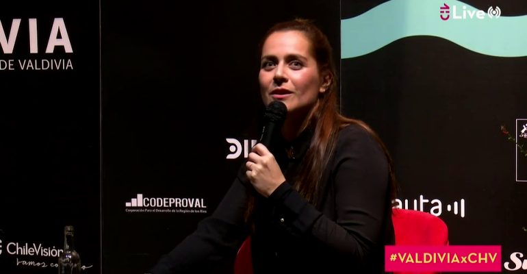 Natalia Valdebenito habló sobre redes sociales en FIC
