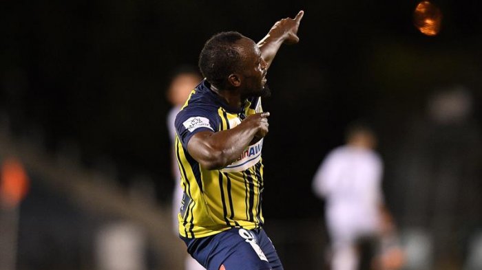 El Rayo infló las redes: El jamaicano anotó dos goles en el triunfo del Central Coast Mariners