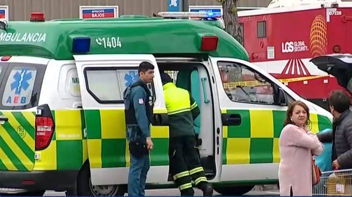 Tiroteo y robo a camión de valores dejó un guardia herido en Recoleta