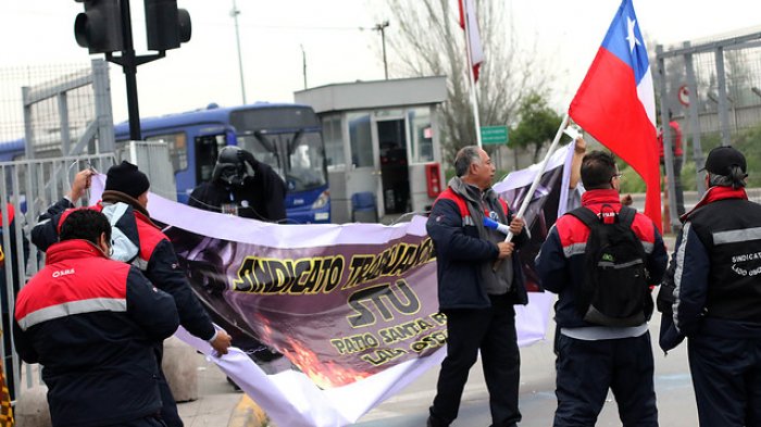 “No es forma de plantear requerimientos”: Ministra de transporte criticó violencia tras huelga de choferes de SuBus