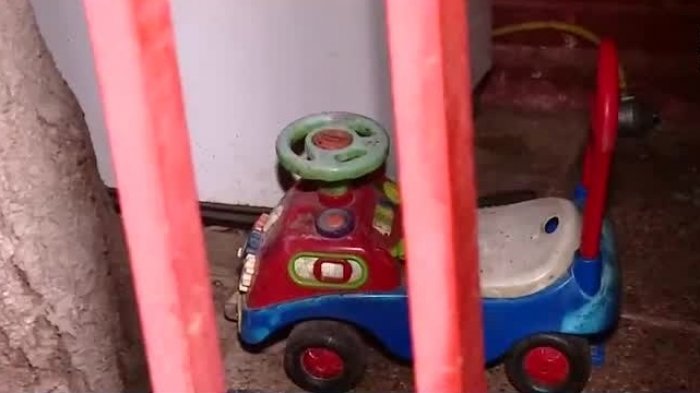 Fractura de cráneo y hematomas: Guagua de un mes habría sido golpeada por su padre