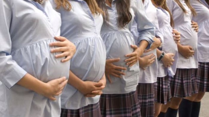 80% de alumnos que asisten a una escuela con 30 jóvenes embarazadas habían pedido clases de educación sexual