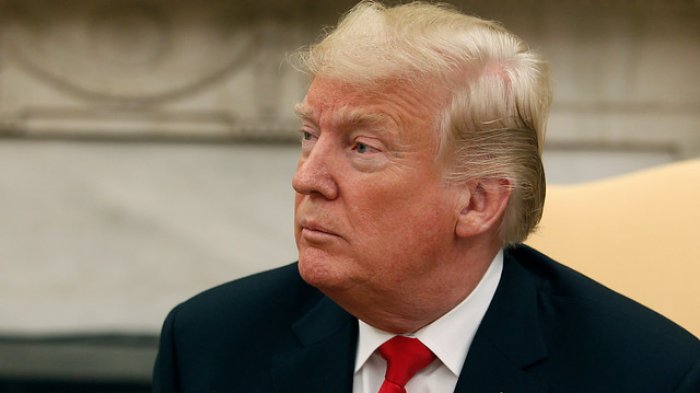 Facebook retira el anuncio antiinmigración de Trump por 