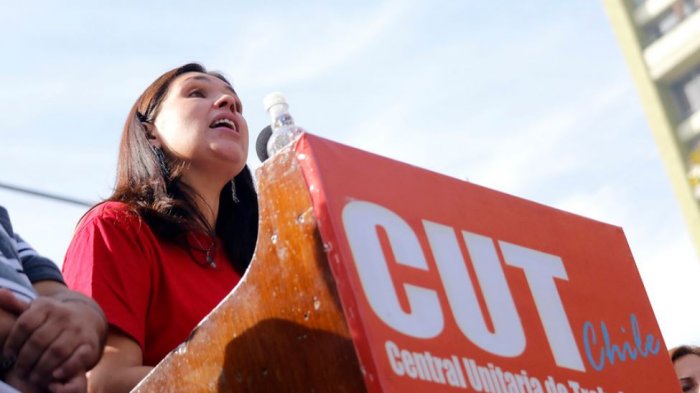 ¿Andarás por el centro de Santiago? Pon atención a los desvíos por la marcha de la CUT