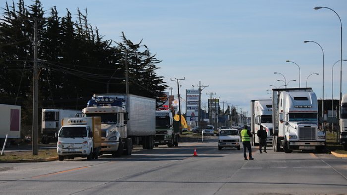 Confederación Nacional de Dueños de Camiones de Chile se opone a posible paro de transportistas