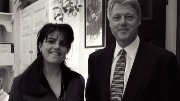 Documental revela la verdad sobre el vestido manchado de Mónica Lewinsky tras encuentro sexual con Bill Clinton