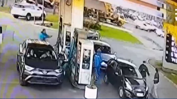 No contaban con su astucia: Delincuentes quisieron asaltar bencinera donde dos funcionarios de la PDI cargaban combustible