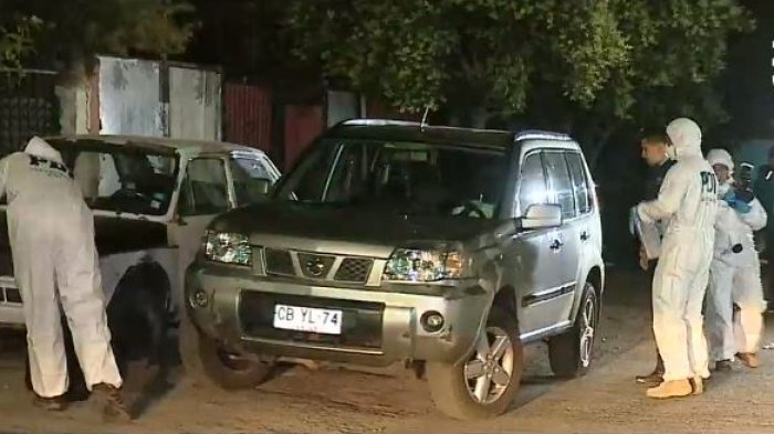 Chofer de Uber está en riesgo vital tras ser apuñalado por dos pasajeros