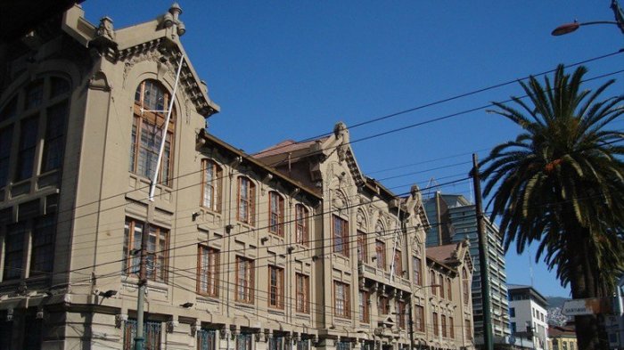 PUCV suspendió las clases tras amenaza anónima en contra de profesores y alumnos