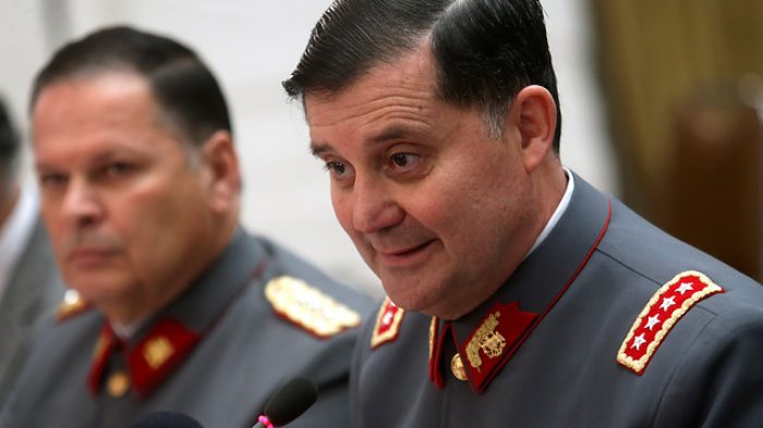 General Ricardo Martínez descartó que haya “ruido de sables” al interior del Ejército